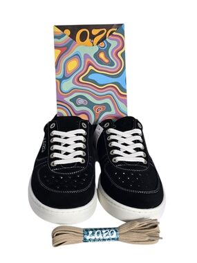 LAZO Hypernova Obsidian Black Eco Suede Sneakers Women’s 9